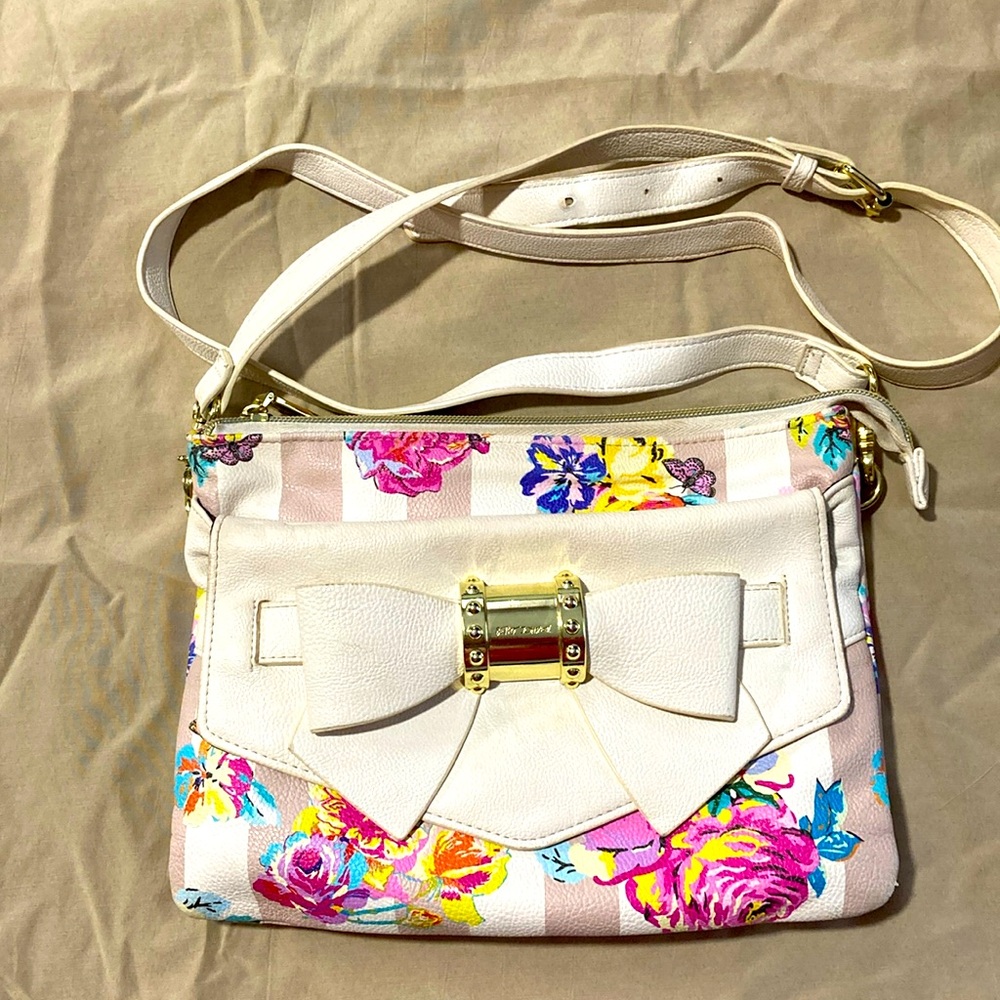 Betsy Johnson cross body bag